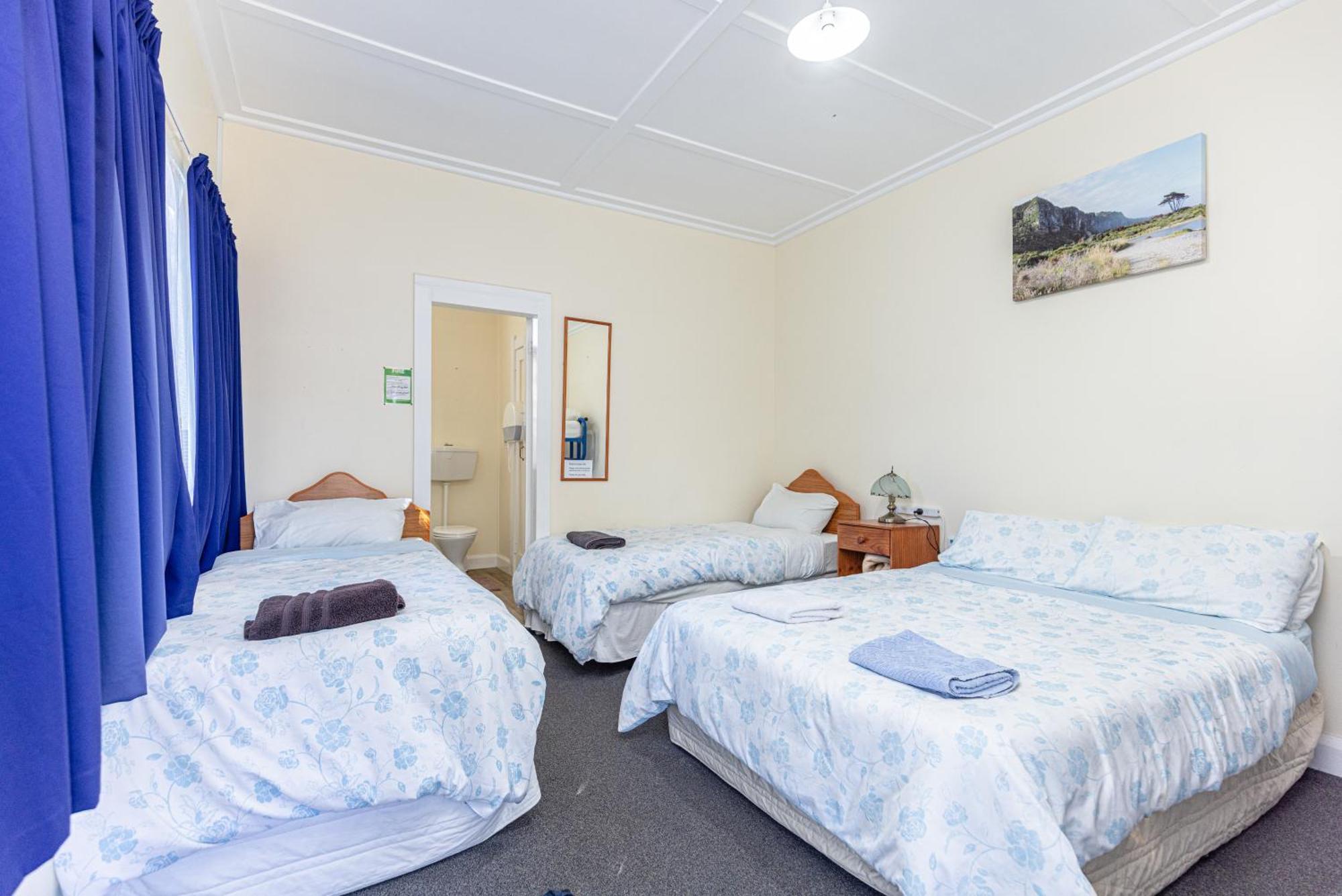 Braemar House B&B And Yha Hostel Уангануй Екстериор снимка